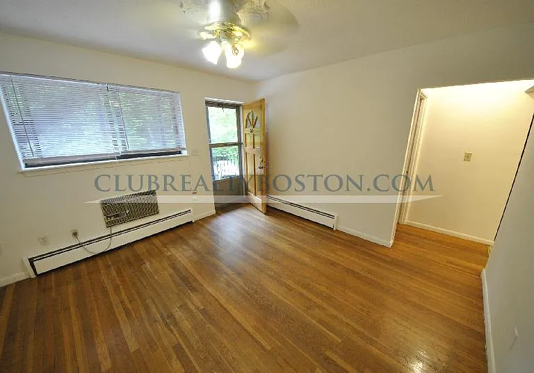 260 Grove St #3A — Photo 1