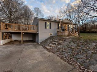 1130 Two Mile Rd, Winchester, KY 40391