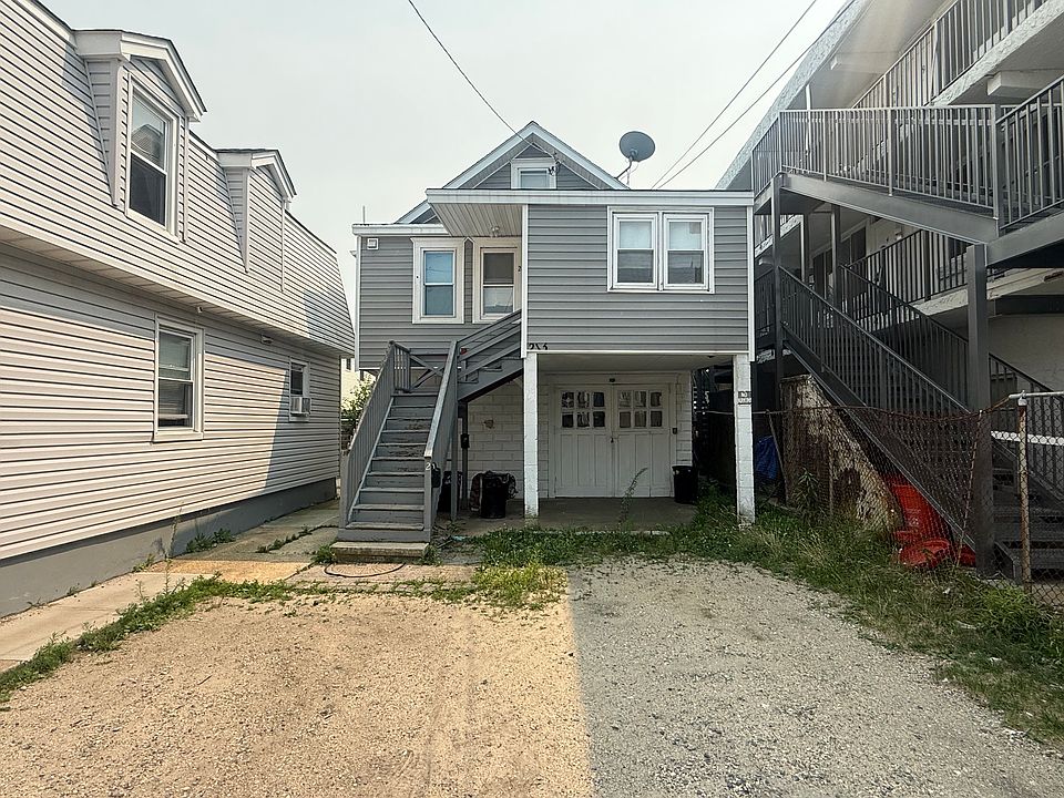 1st image of 213 Sumner Ave #5