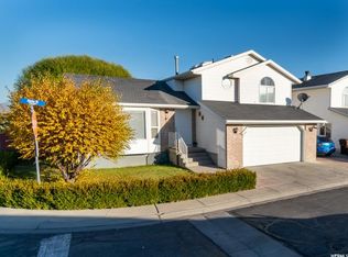 3007 S Alamo St, West Valley City, UT 84120
