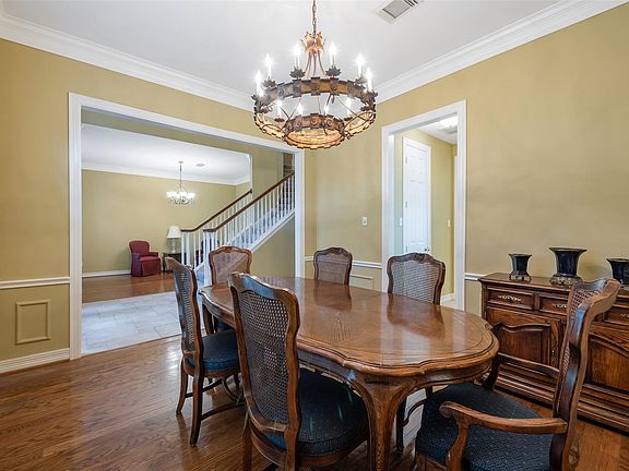 5th image of 15306 Beecham Dr