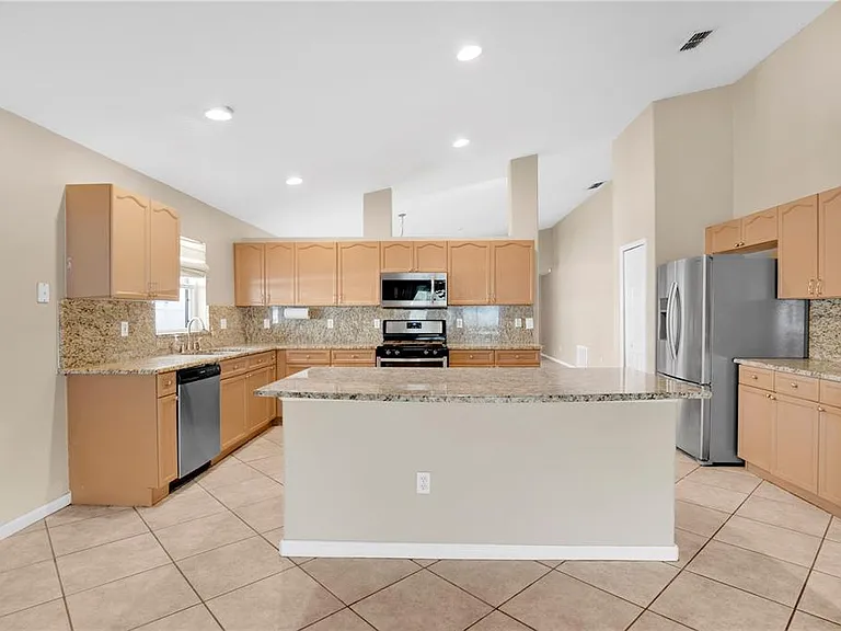 2962 Egrets Landing Dr — Photo 4