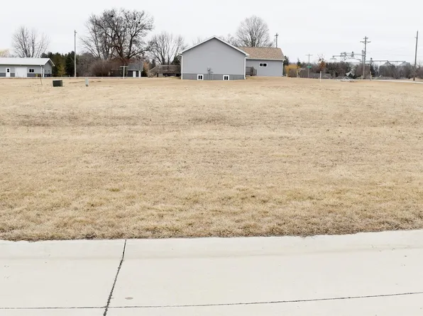 1 Clayton Blvd, Osage, IA 50461