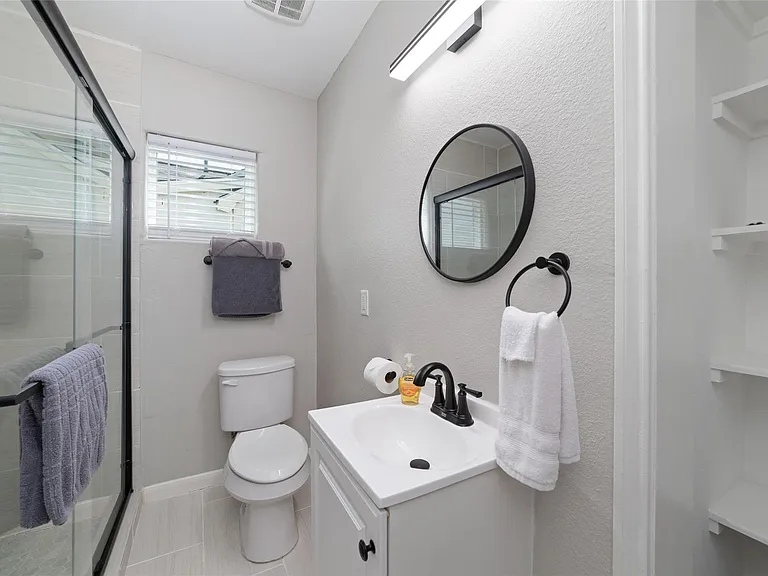 617 Frisco St — Photo 7