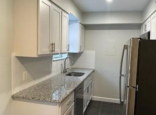 2850B S Wakefield St, Arlington, VA 22206