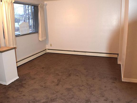3rd image of 505 Front St APT 4