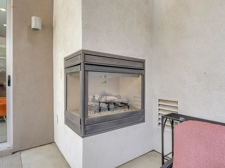 220 Enterprise Way — Photo 22