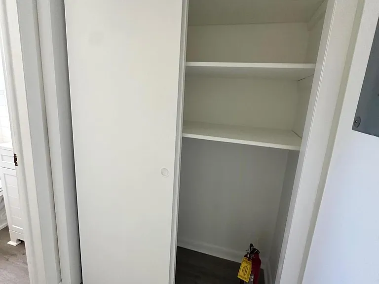 932 S B St #3 — Photo 9