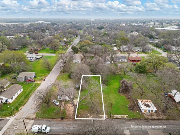 1221 Sherman St, Waco, TX 76704