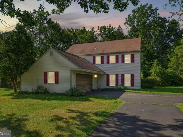 578 Coach Rd, Horsham, PA 19044