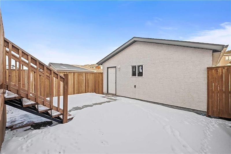 Winnipeg House for rent - 3 Bedrooms — photo 8