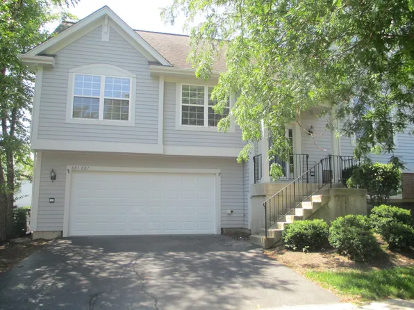 881 Essex Cir Unit 881, Grayslake, IL 60030