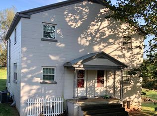 6 Hambrick Rd #B, Nitro, WV 25143