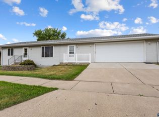 229 N Cherry St, Lennox, SD 57039