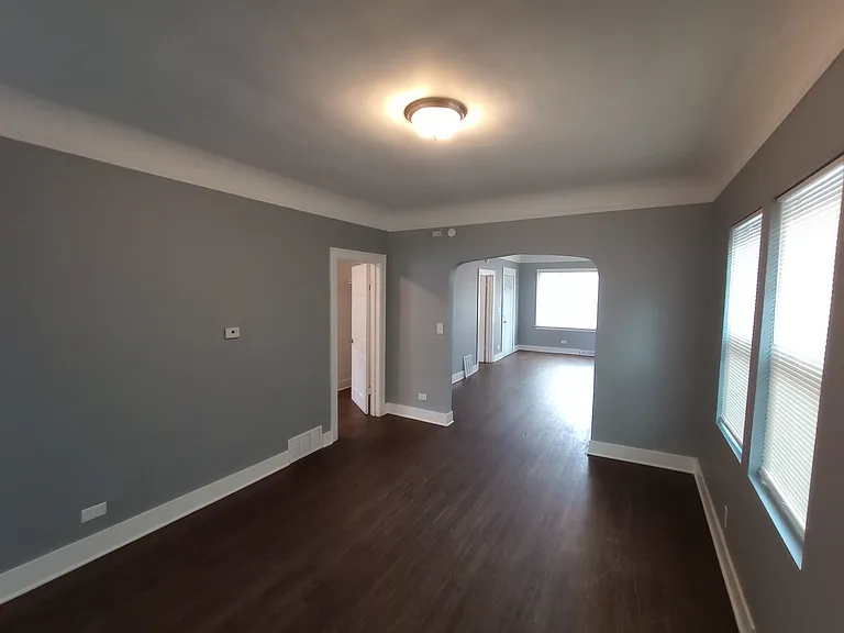 230 W 106th Pl — Photo 2