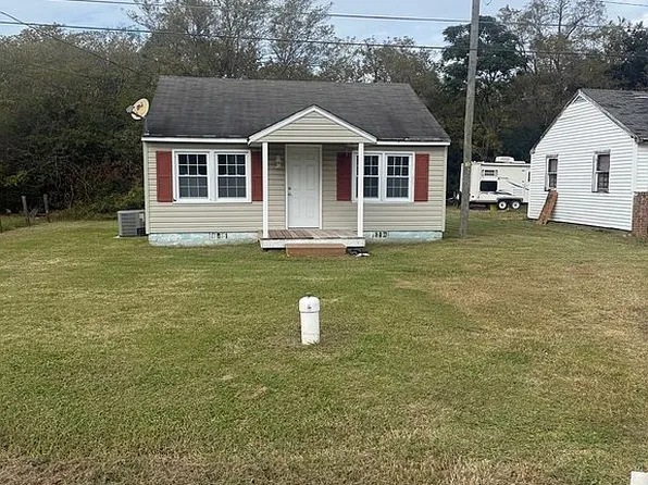 3235 Doggett Ln, Cape Charles, VA 23310