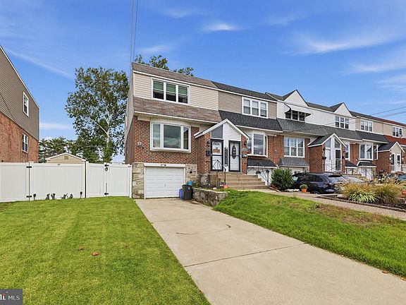 3rd image of 3413 Amity Rd