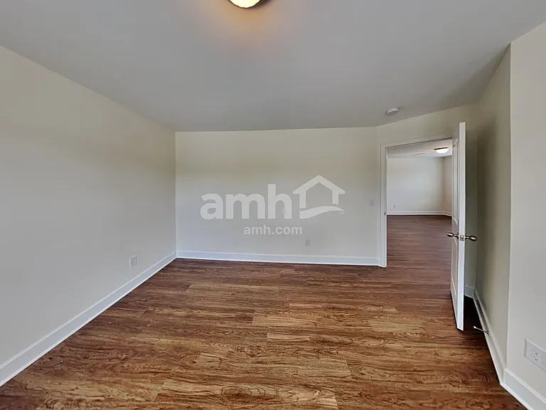 5083 Trailwater Dr — Photo 22