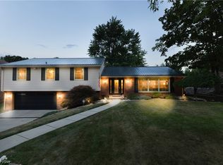 4504 Lexington Dr, Steubenville, OH 43953