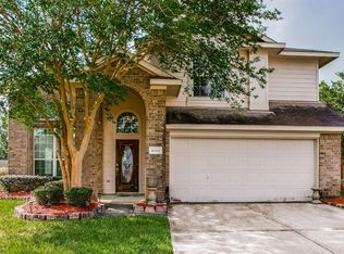 8002 Blackcherry Ln, Baytown, TX 77523