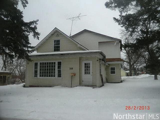 1st image of 316 Pine Street S