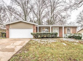 12176 Plainsman Dr, Saint Louis, MO