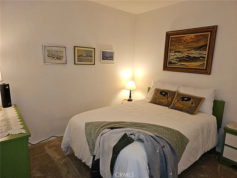 526 Park Ave #D — Photo 7