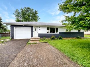 5801 Boone Ave N, New Hope, MN 55428