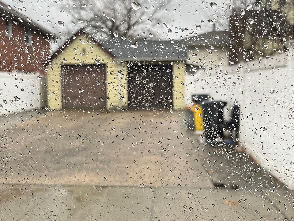 2nd image of 548 Albemarle Road