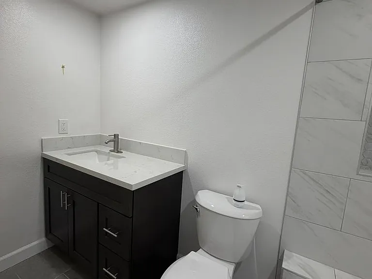 1088 San Gabriel Blvd — Photo 11