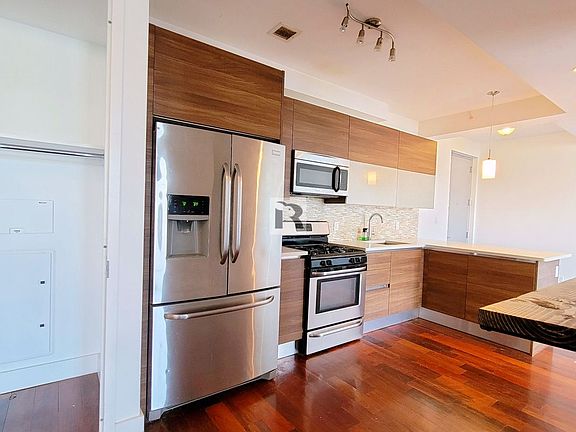 3rd image of 269 Macon St #4