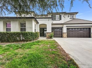 5840 Redhaven St, Corona, CA 92880