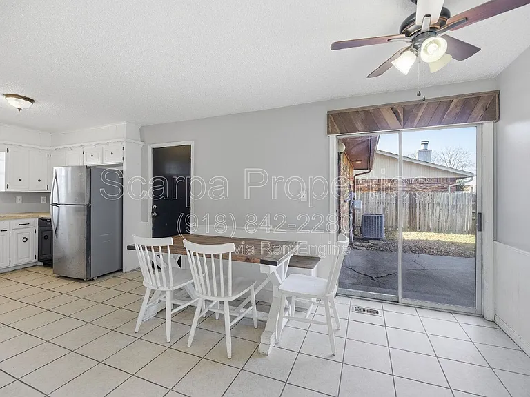 920 W Memphis St — Photo 7