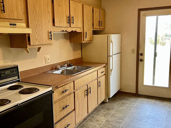 4th image of 115 Crestwood Dr #4