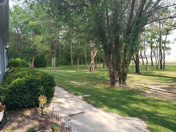 5th image of 13 Penny Ln