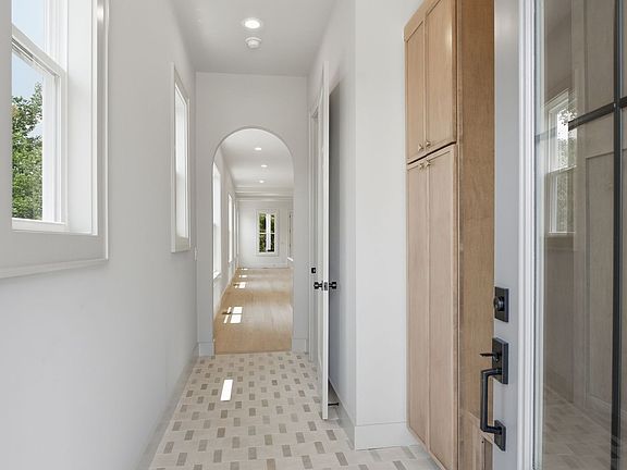 5th image of 731 Croley Dr #A