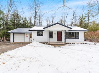 12289 Boyne City Rd, Charlevoix, MI 49720
