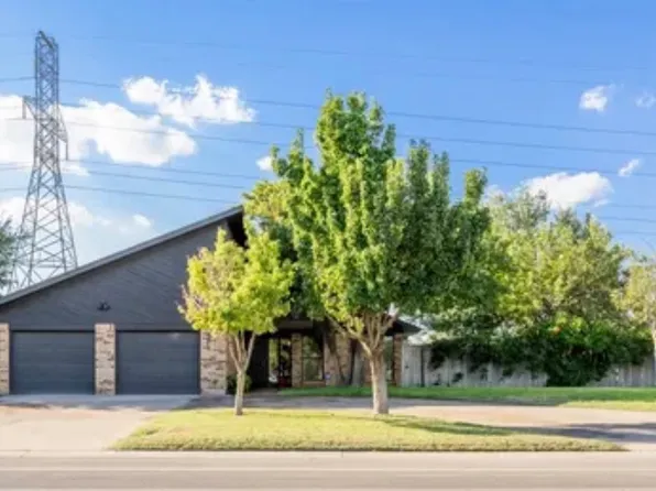 4402 Green Tree Blvd, Midland, TX 79707