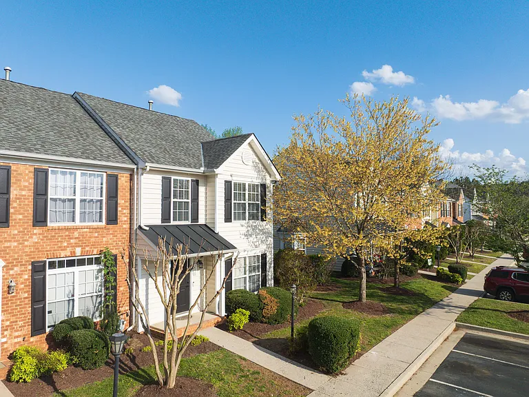 3850 Dominion Townes Cir — Photo 3