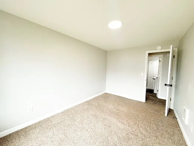 114 Lebo Blvd — Photo 10