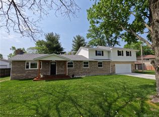 8441 Haddix Rd, Fairborn, OH 45324