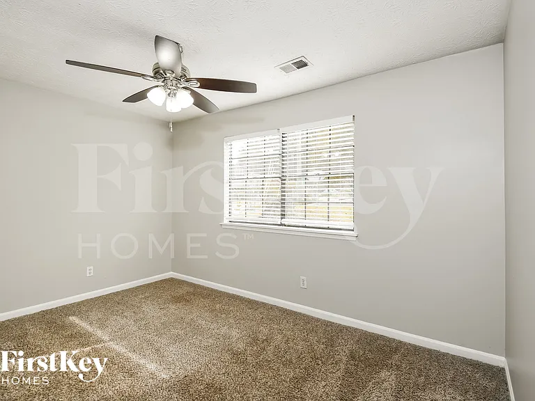1340 Teaberry Cir — Photo 13