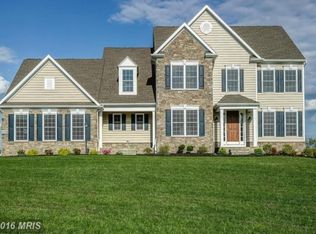 1039 Flo Dr, Westminster, MD 21158