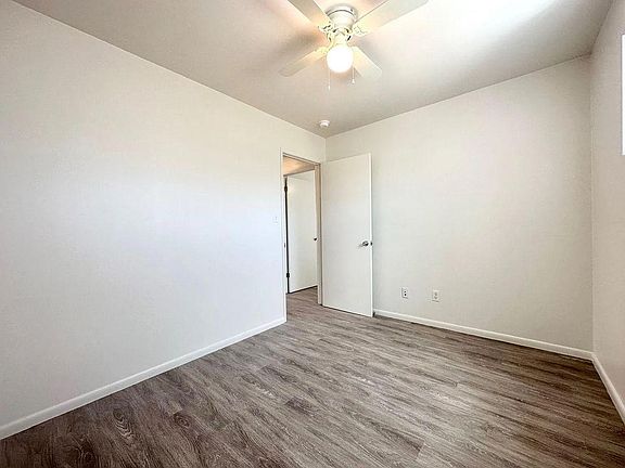 4th image of 4842 Santa Cruz Ave #2