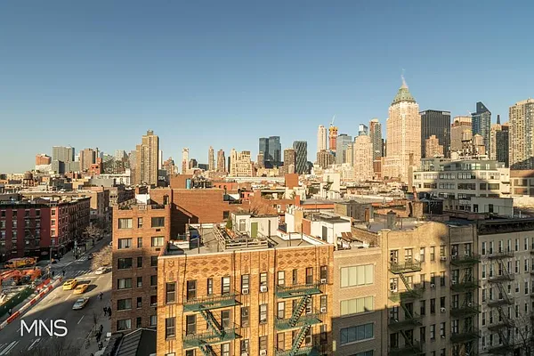 Sold by MNS | media 11