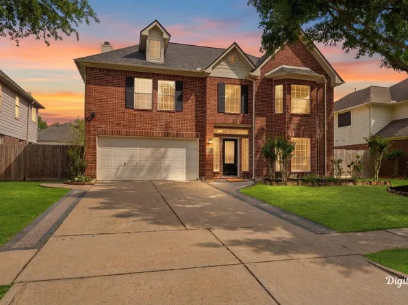 7011 Trimstone Dr, Pasadena, TX 77505