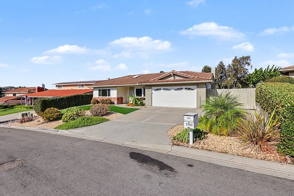4 bed, 1932 sqft, $5,000 — Photo 3