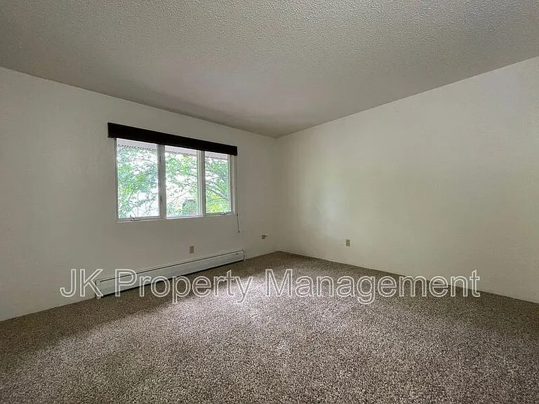 1110 2nd Ave S #5 — Photo 10