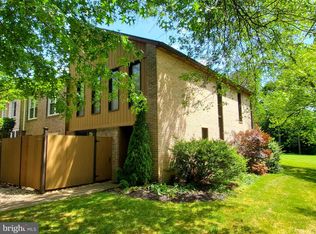 10 Pinehurst Ct, Reading, PA 19607