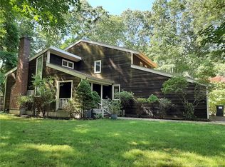 69 Fort Path Rd, Madison, CT 06443